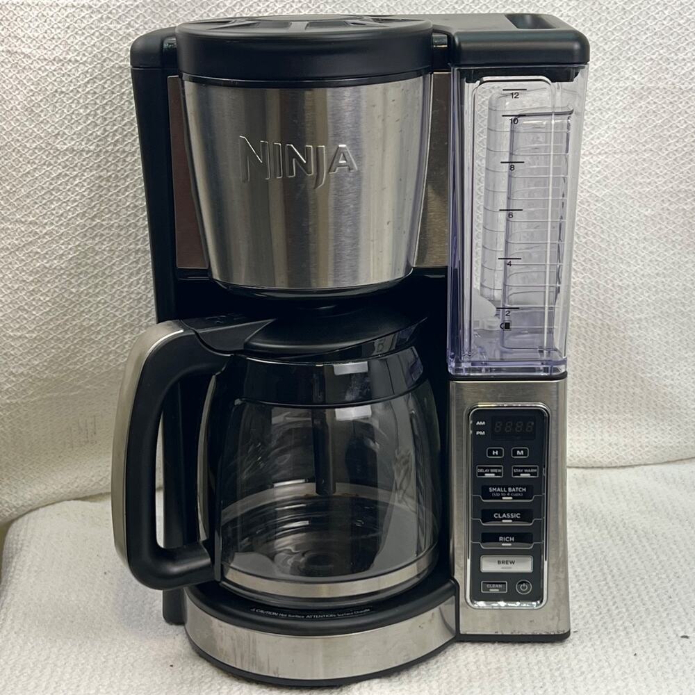 Ninja CE250 12-Cup Programmable Coffee Brewer Black Stainless Steel Tested Clean